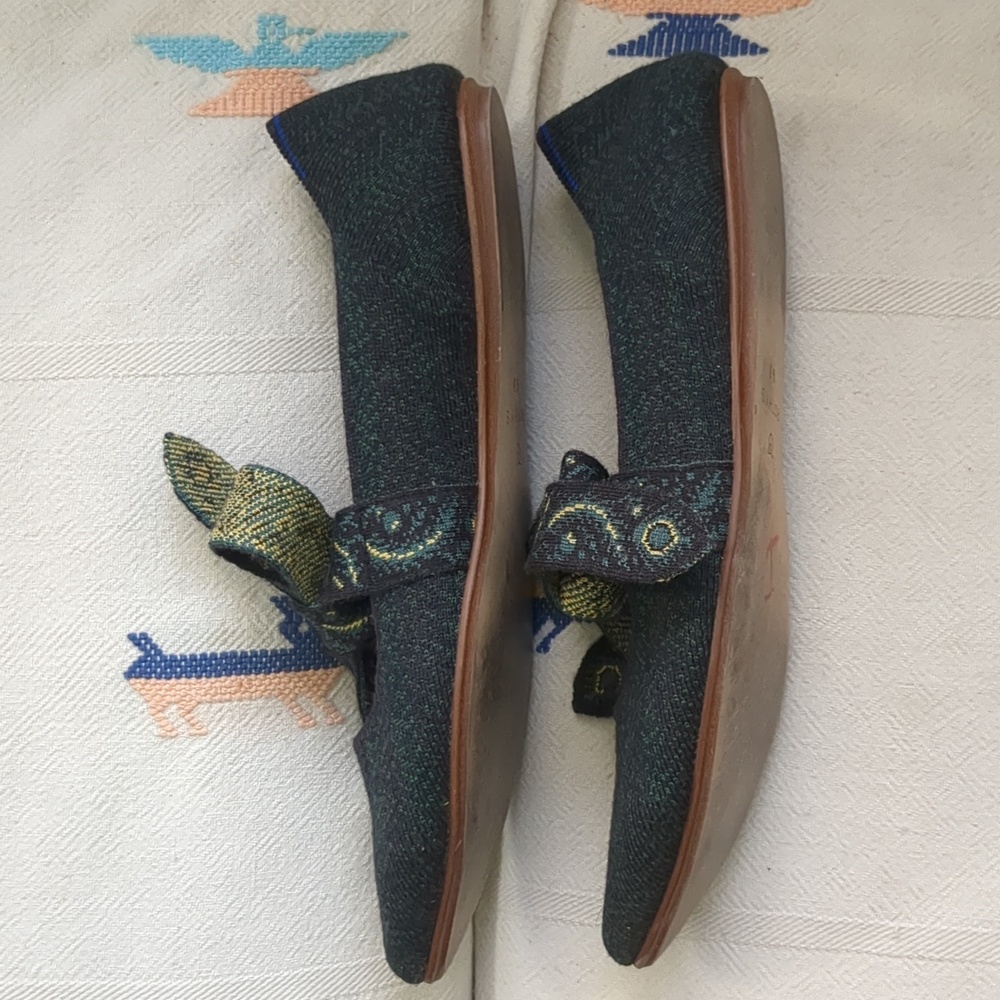 Rothy's Pointed Toe Flats in Green with Multicolor Bow, Size 9.5 - Picture 3 of 3